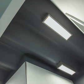 komunikacja_industrialny sufit_oświetlenie